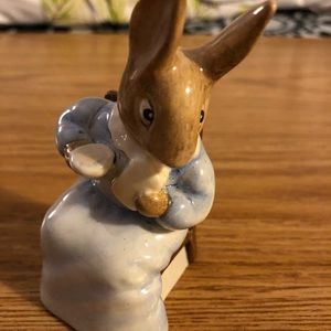 VINTAGE BEATRIX POTTER “COTTON TAIL” 1985